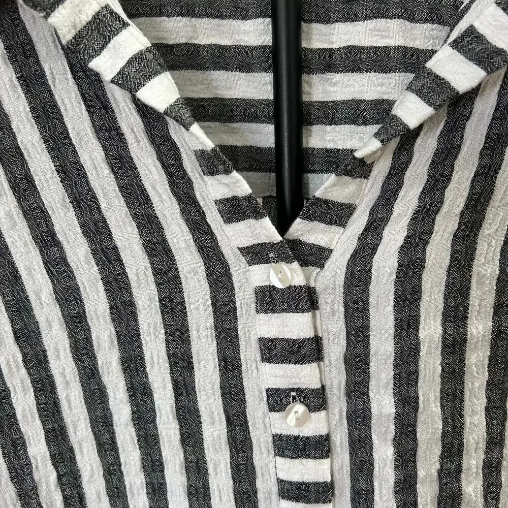 Jane & Delancey Black and White Striped Collared Button-Up Top Size XL - Picture 3 of 7